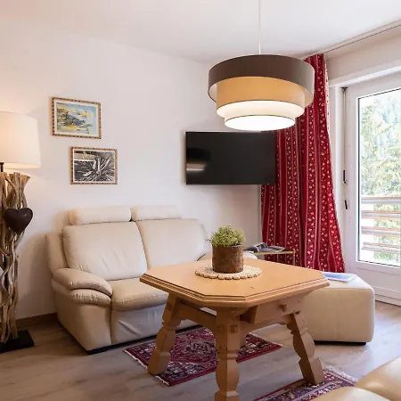 Chesa Derby 27 Apartment *