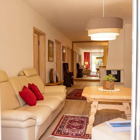 Chesa Derby 27 Apartment
