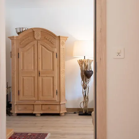 Apartamento Chesa Derby 27 By Interhome